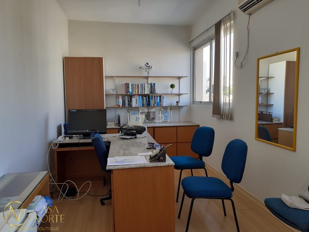 Sala Comercial à venda com 1 quarto, 20m², Avenida Cristóvão Colombo no bairro Moinhos de Vento em Porto Alegre