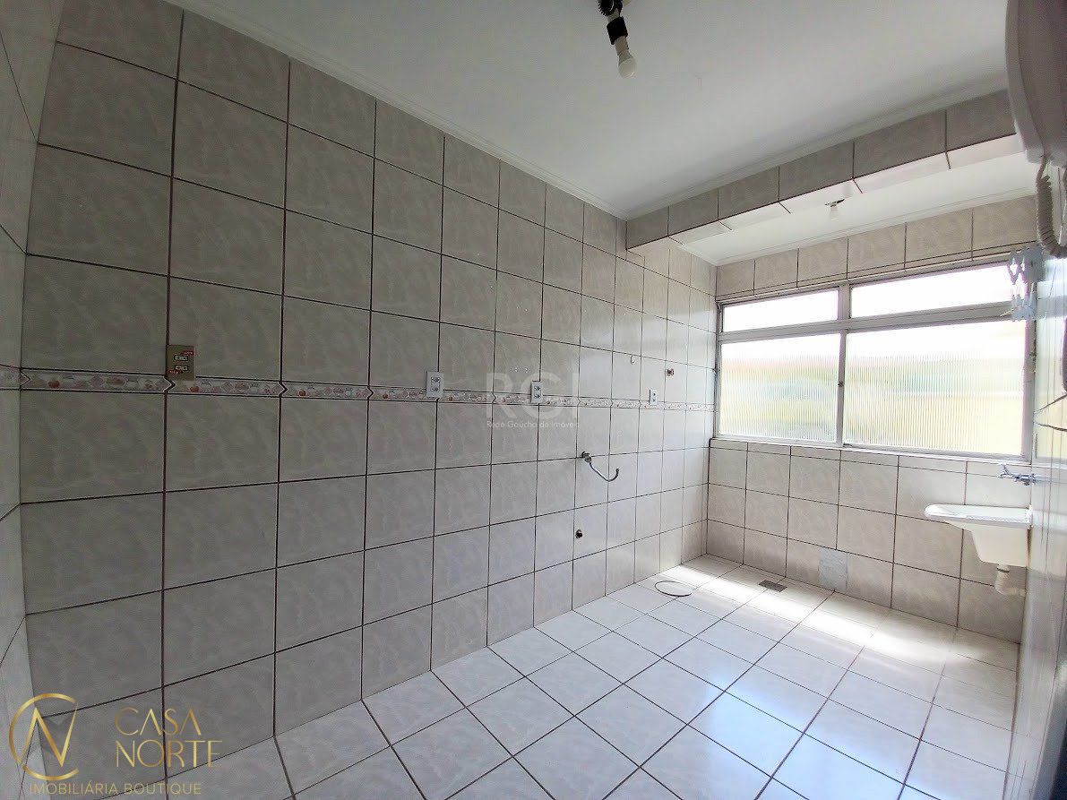 Apartamento à venda com 2 quartos, 59m², 1 vaga, Rua Sape no bairro Passo da Areia em Porto Alegre