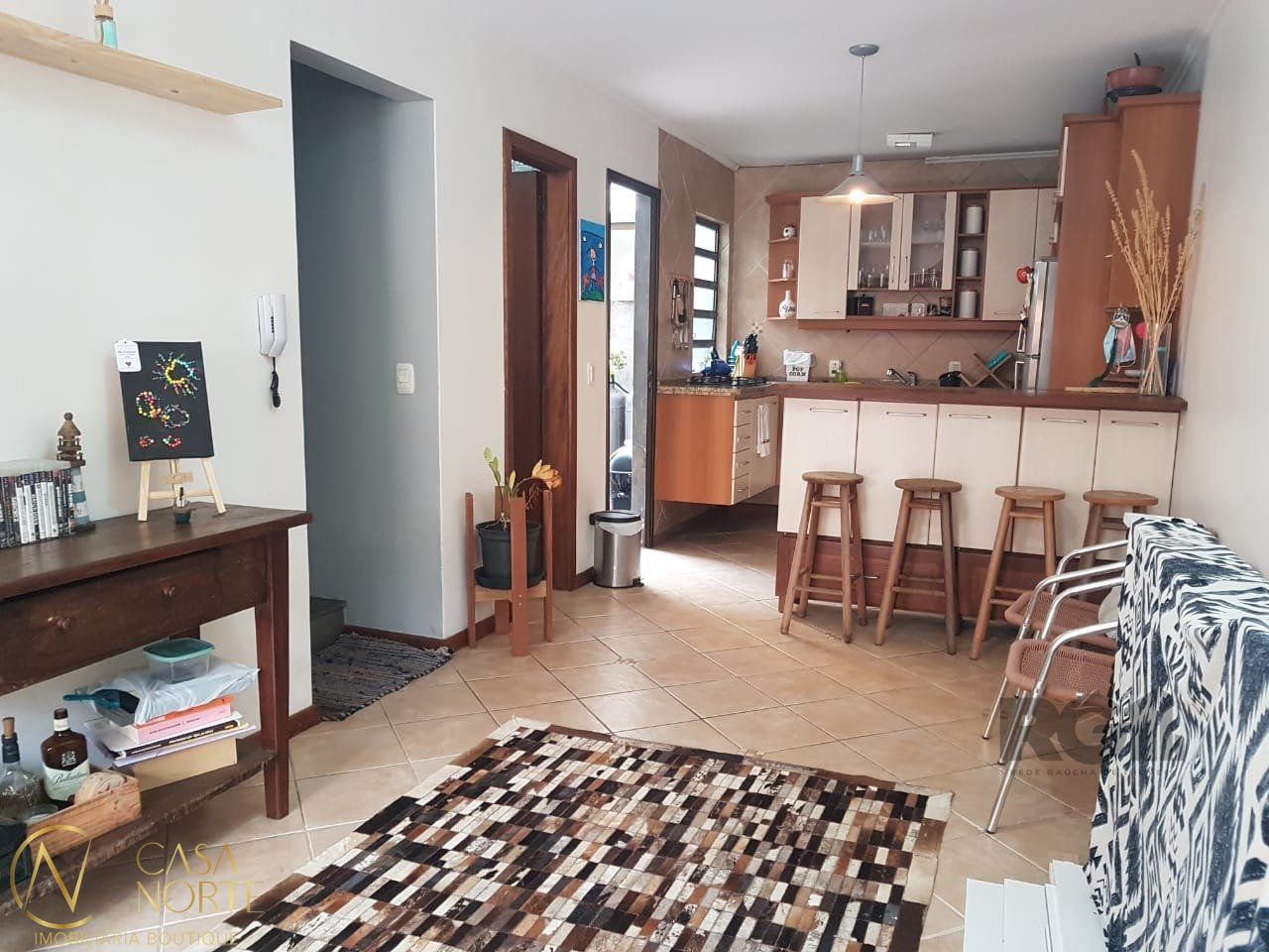 Casa de Condomínio à venda com 3 quartos, 95m², 1 vaga, Rua Humberto de Campos no bairro Partenon em Porto Alegre