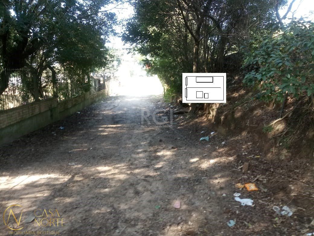 Terreno à venda  com 2240m², Avenida Eduardo Prado no bairro Cavalhada em Porto Alegre
