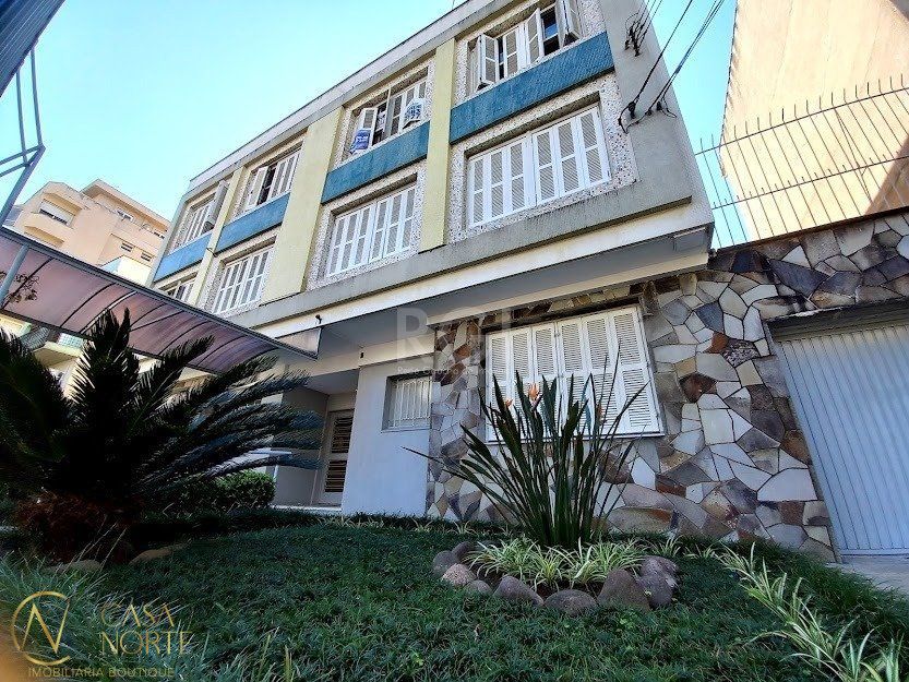 Apartamento à venda com 3 quartos, 104m², Rua Barao do Triunfo no bairro Menino Deus em Porto Alegre