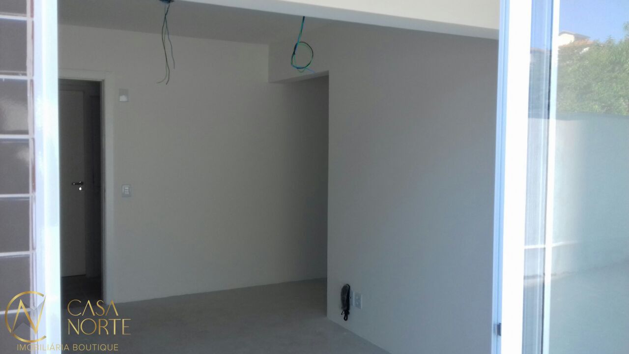 Apartamento à venda com 1 quarto, 31m², 1 vaga, Rua Fagundes Varela no bairro Santo Antônio em Porto Alegre