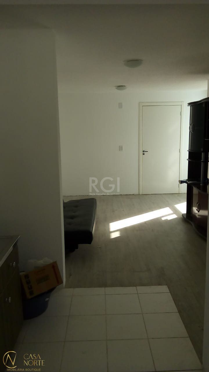 Apartamento à venda com 2 quartos, 47m², 1 vaga, Rua Atilio Supertti no bairro Vila Nova em Porto Alegre