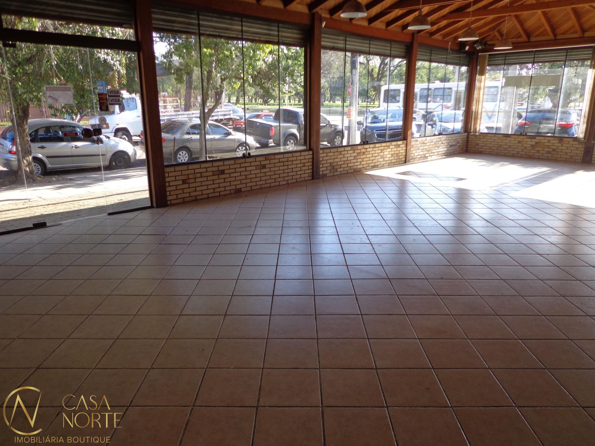Loja à venda , 150m², 10 vagas, Rua Barao de Cerro Largo no bairro Menino Deus em Porto Alegre