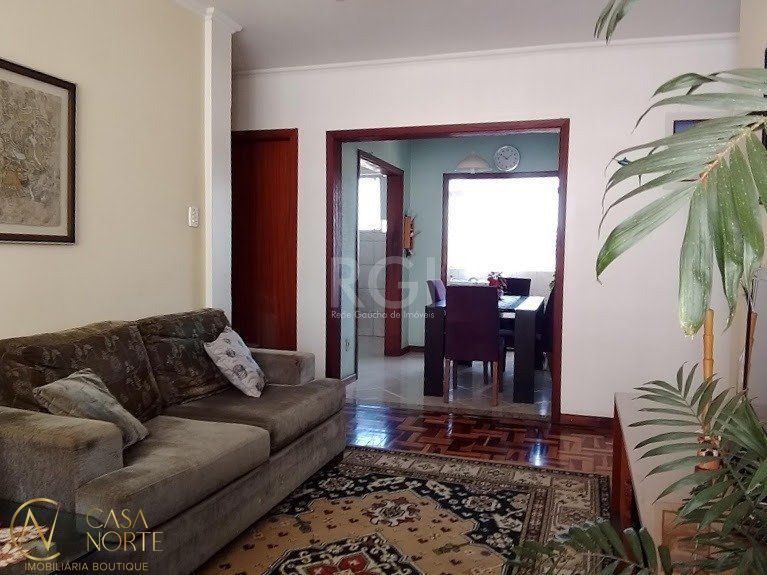 Apartamento à venda com 4 quartos, 88m², 1 vaga, Avenida Silveiro no bairro Menino Deus em Porto Alegre