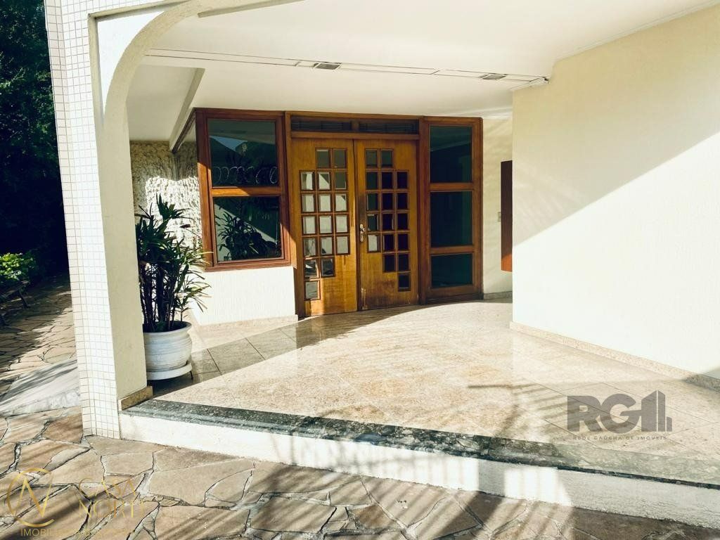 Apartamento à venda com 3 quartos, 118m², 1 suíte, 1 vaga, Rua Mariante no bairro Rio Branco em Porto Alegre