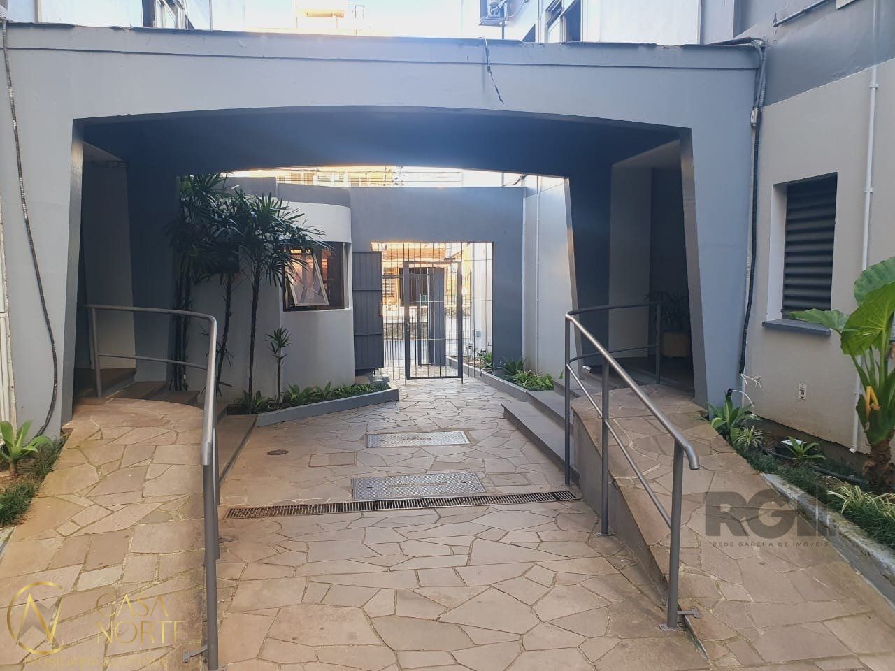 Apartamento à venda com 1 quarto, 48m², Avenida Bento Gonçalves no bairro Partenon em Porto Alegre