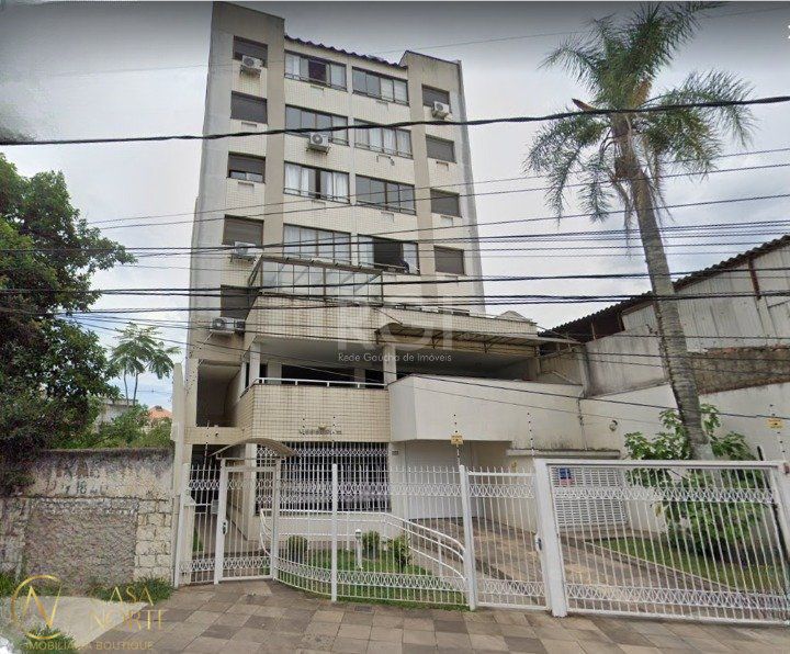 Apartamento à venda com 2 quartos, 74m², 1 suíte, 1 vaga, Rua Gomes Jardim no bairro Santana em Porto Alegre