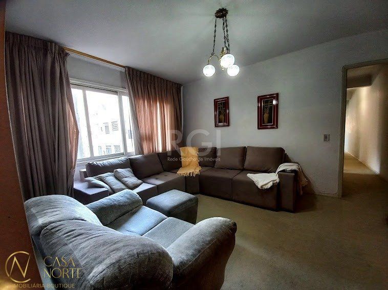 Apartamento à venda com 3 quartos, 99m², 1 suíte, 1 vaga, Rua Duque de Caxias no bairro Centro Histórico em Porto Alegre