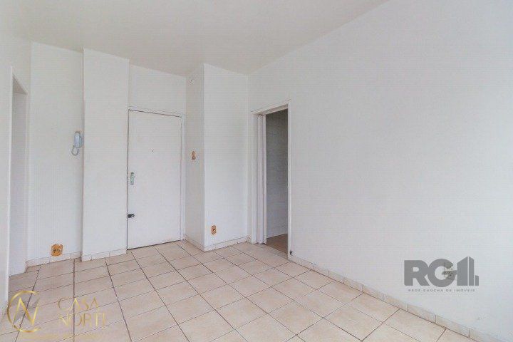 Apartamento à venda com 1 quarto, 30m², Rua Vicente da Fontoura no bairro Santana em Porto Alegre