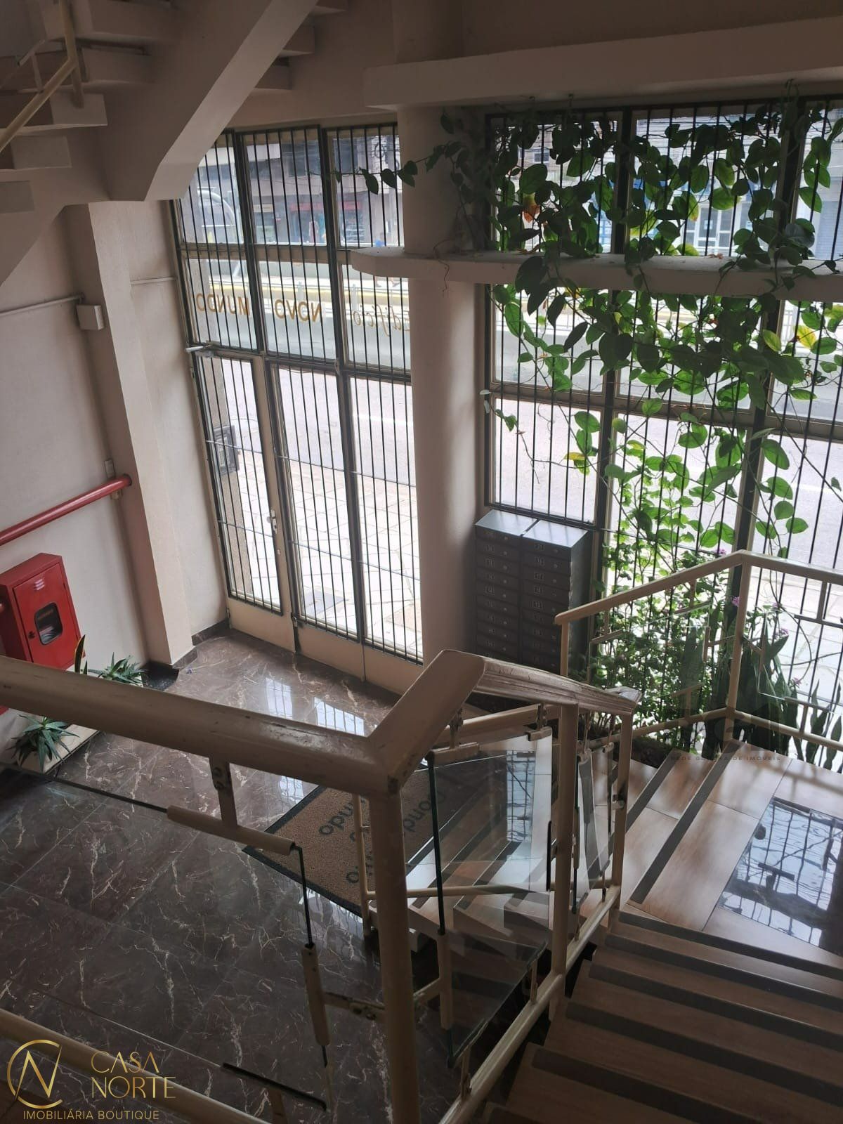 Sala Comercial à venda , 14m², Avenida Benjamin Constant - Até 620 - Lado Par no bairro São João em Porto Alegre