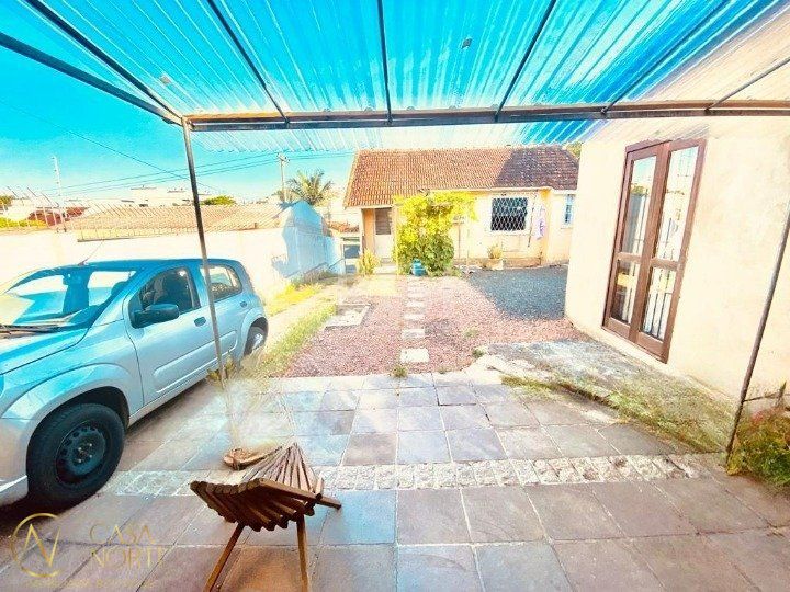 Casa à venda com 4 quartos, 124m², 5 vagas, Rua Padre João Batista Reus no bairro Camaquã em Porto Alegre