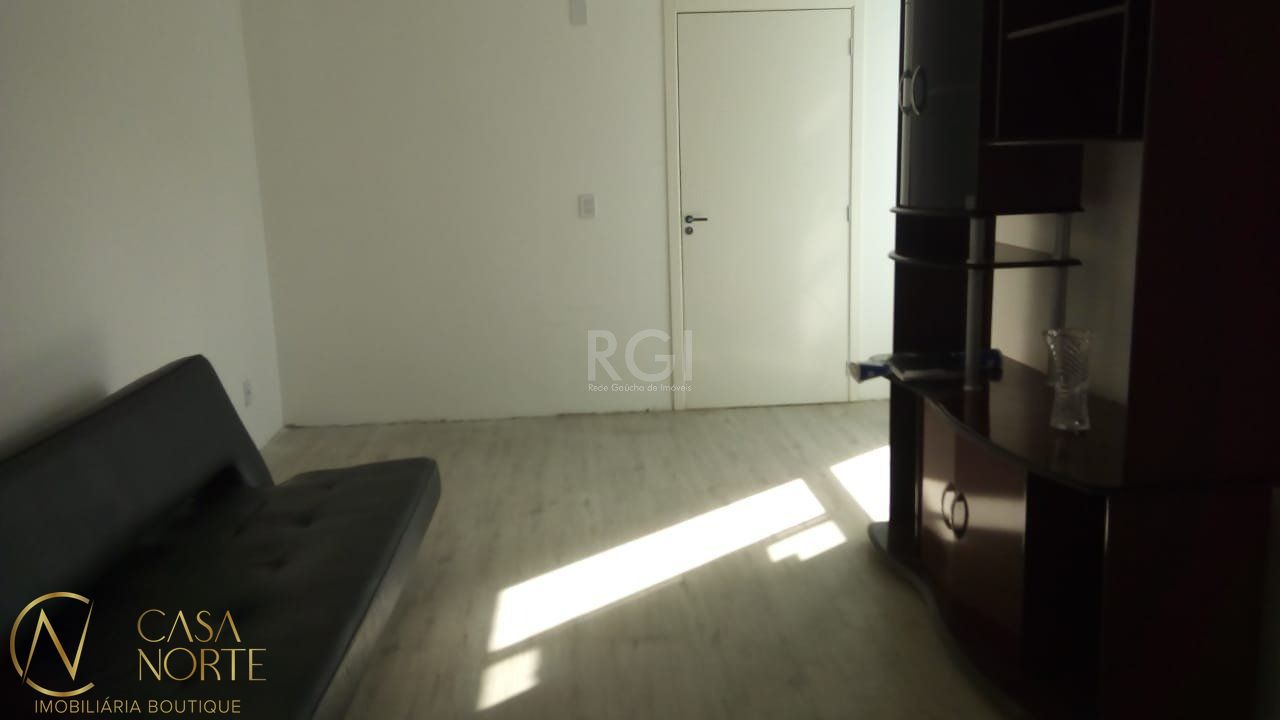 Apartamento à venda com 2 quartos, 47m², 1 vaga, Rua Atilio Supertti no bairro Vila Nova em Porto Alegre