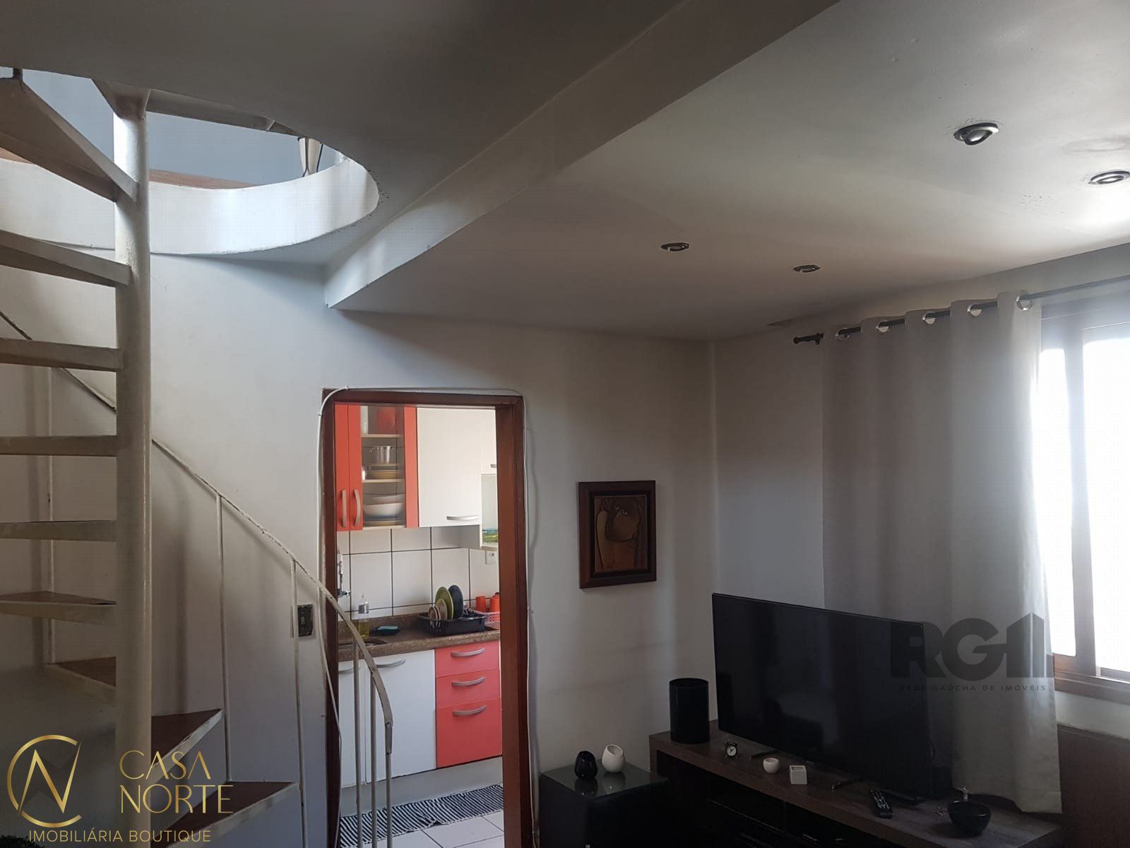 Cobertura à venda com 2 quartos, 97m², Rua São Luis no bairro Santana em Porto Alegre
