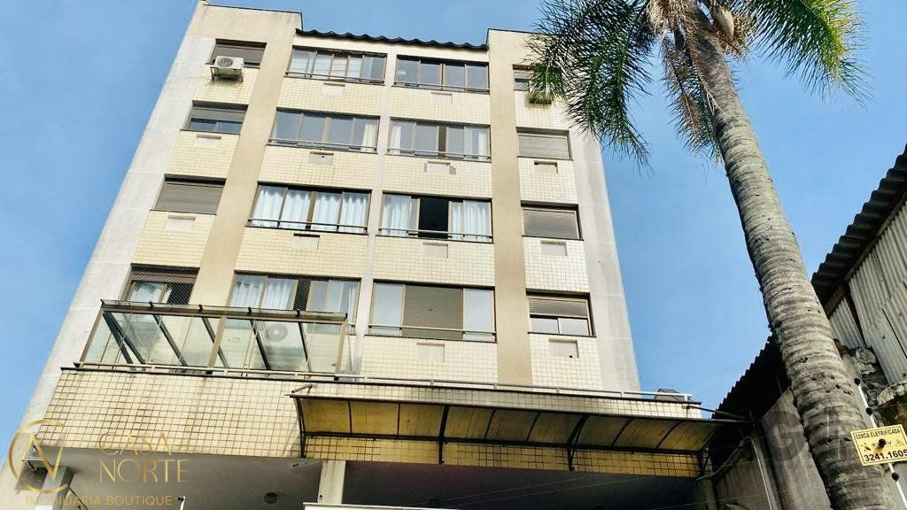 Apartamento à venda com 2 quartos, 74m², 1 suíte, 1 vaga, Rua Gomes Jardim no bairro Santana em Porto Alegre