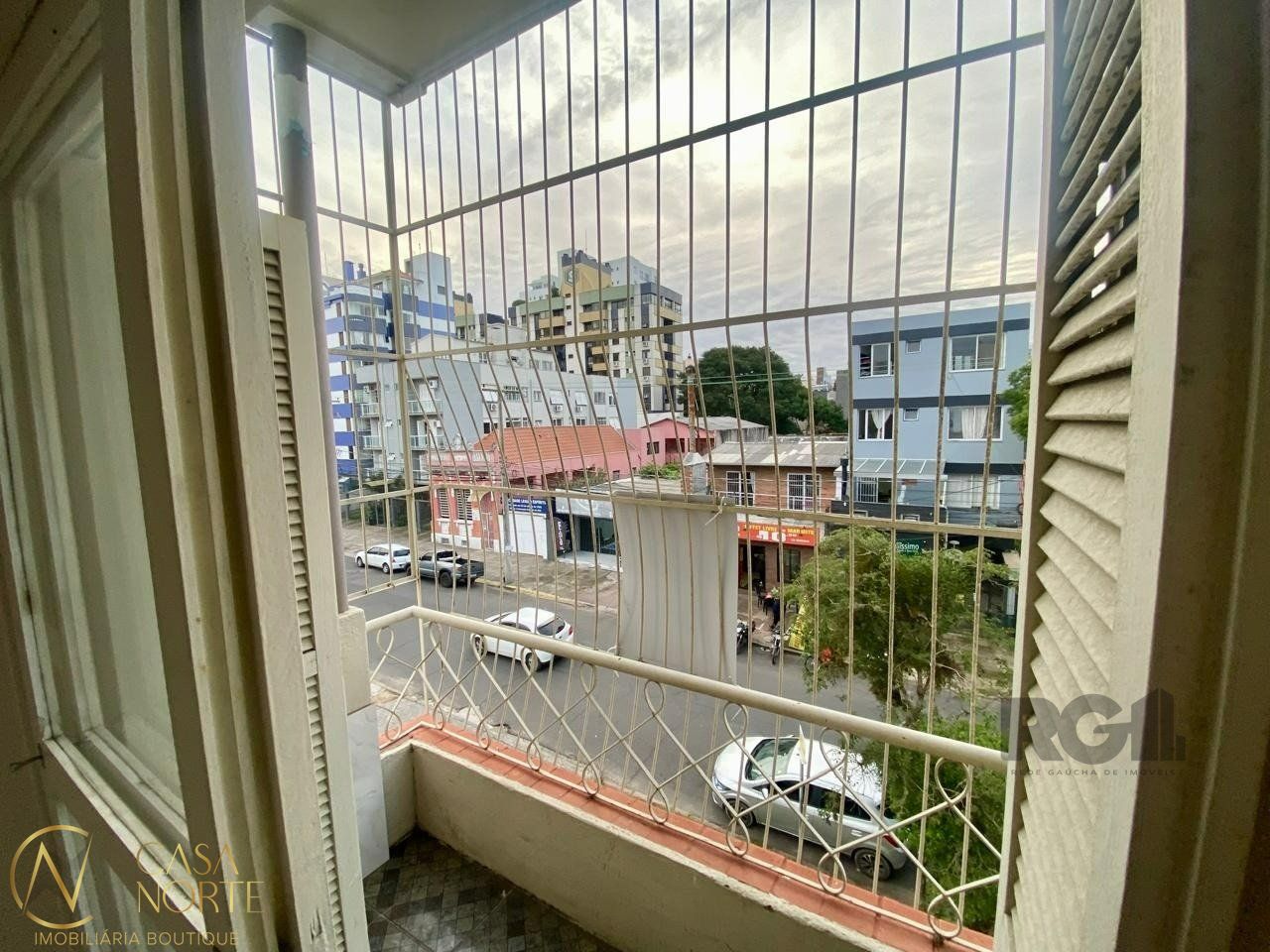 Apartamento à venda com 2 quartos, 87m², Rua Vicente da Fontoura no bairro Rio Branco em Porto Alegre