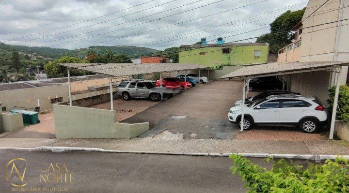 Casa de Condomínio à venda com 3 quartos, 80m², 1 vaga, Avenida Monte Cristo no bairro Vila Nova em Porto Alegre