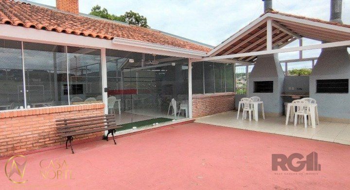 Casa de Condomínio à venda com 3 quartos, 80m², 1 vaga, Avenida Monte Cristo no bairro Vila Nova em Porto Alegre