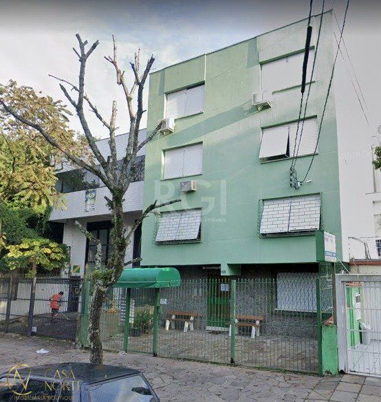 Apartamento à venda com 2 quartos, 66m², Rua Luiz Manoel no bairro Santana em Porto Alegre