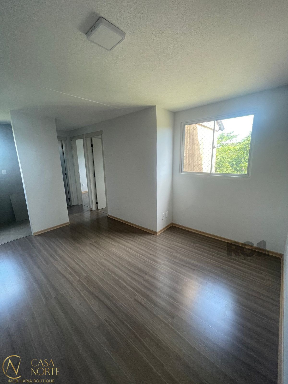 Apartamento à venda com 2 quartos, 39m², Estrada João de Oliveira Remião no bairro Lomba do Pinheiro em Porto Alegre
