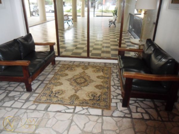 Apartamento à venda com 3 quartos, 104m², 1 vaga, Avenida Independência no bairro Independência em Porto Alegre