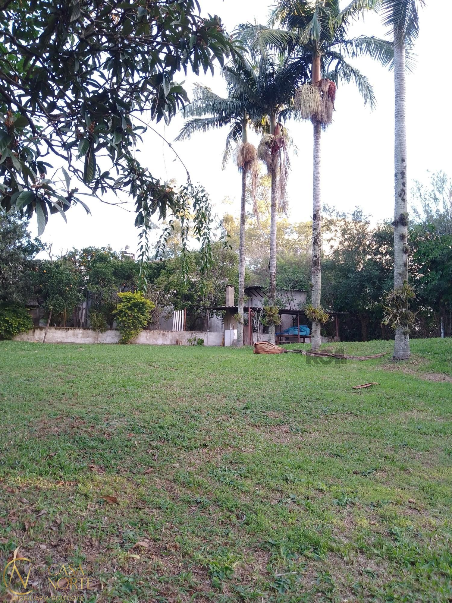 Casa à venda com 4 quartos, 245m², 2 vagas, Avenida Protásio Alves no bairro Morro Santana em Porto Alegre