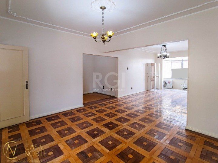 Apartamento à venda com 3 quartos, 142m², Rua Augusto Pestana no bairro Santana em Porto Alegre