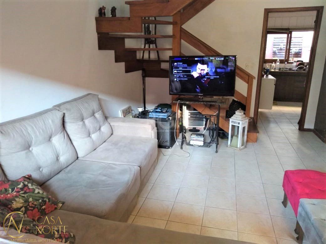 Casa de Condomínio à venda com 3 quartos, 147m², 1 suíte, 2 vagas, Estrada João Vedana no bairro Cavalhada em Porto Alegre