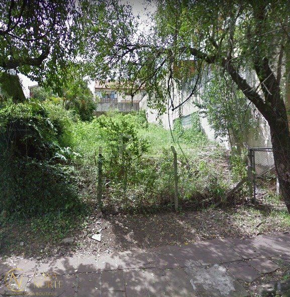 Terreno à venda  com 300m², Avenida Engenheiro Alfredo Correa Daudt no bairro Boa Vista em Porto Alegre