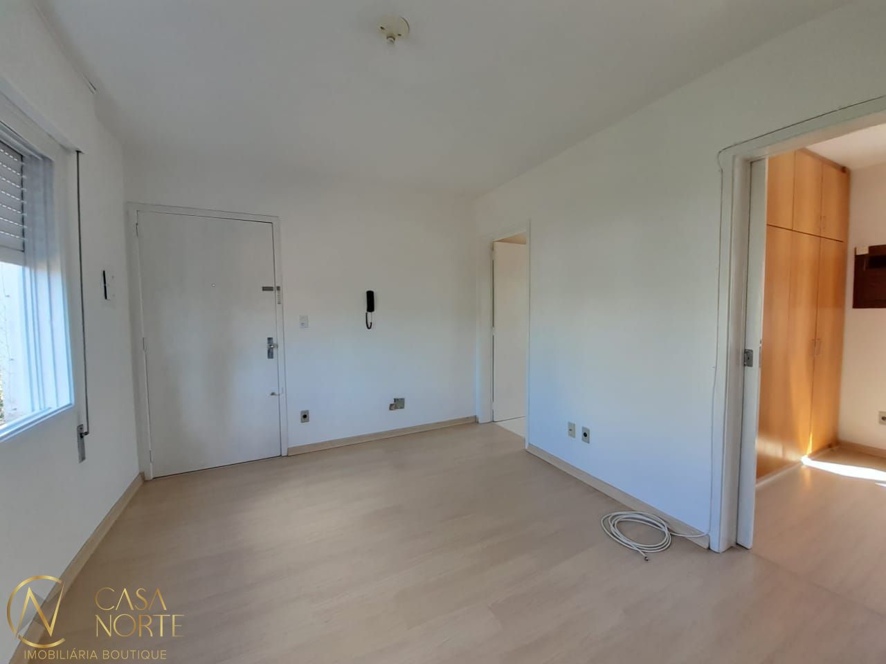 Apartamento à venda com 1 quarto, 34m², 1 vaga, Rua Portuguesa no bairro Partenon em Porto Alegre
