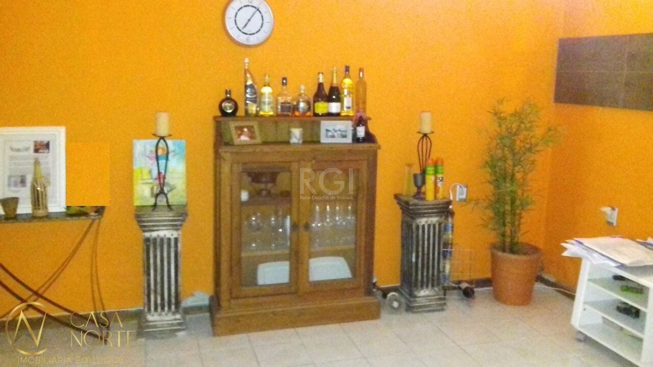 Prédio Comercial à venda com 2 quartos, 340m², 1 suíte, Rua Gonçalves Ledo no bairro Partenon em Porto Alegre
