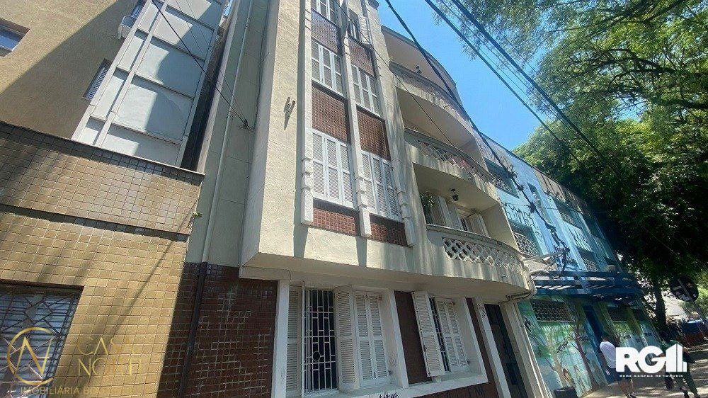 Apartamento à venda com 4 quartos, 95m², 1 suíte, Praça Conego Marcelino no bairro Cidade Baixa em Porto Alegre