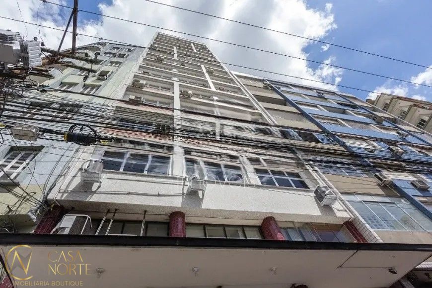 Sala Comercial à venda , 38m², Avenida Venâncio Aires, 148 no bairro Cidade Baixa em Porto Alegre