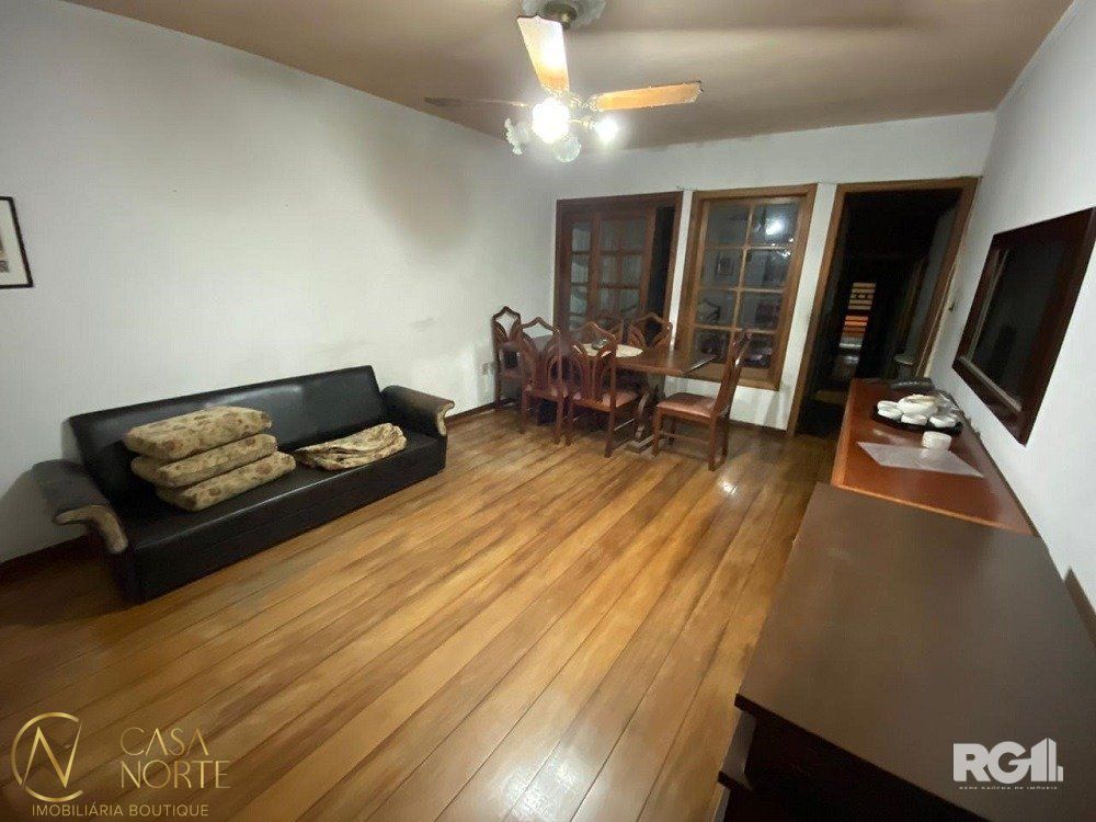 Casa à venda com 3 quartos, 196m², 1 suíte, Rua José do Patrocinio no bairro Cidade Baixa em Porto Alegre