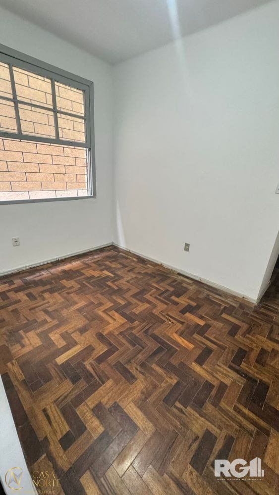 Apartamento à venda com 1 quarto, 32m², Rua Vinte e Quatro de Maio no bairro Centro Histórico em Porto Alegre