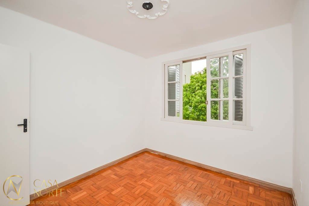 Apartamento à venda com 2 quartos, 56m², Rua Vinte de Setembro no bairro Azenha em Porto Alegre