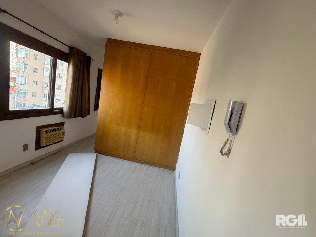 Apartamento à venda com 1 quarto, 30m², 1 vaga, Rua Lopo Gonçalves no bairro Cidade Baixa em Porto Alegre