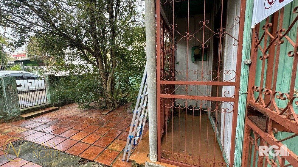 Terreno à venda  com 301m², Travessa Serafim Terra no bairro Jardim  Botânico em Porto Alegre