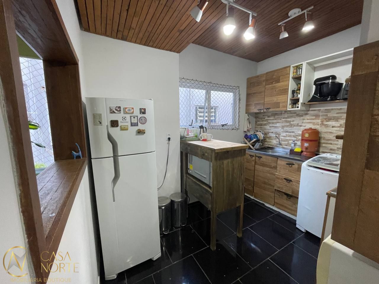 Apartamento à venda com 2 quartos, 65m², Rua Duque de Caxias no bairro Centro Histórico em Porto Alegre