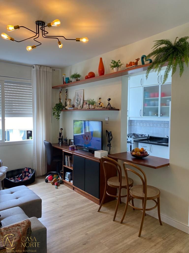 Apartamento à venda com 1 quarto, 40m², 1 vaga, Avenida Montenegro no bairro Petrópolis em Porto Alegre