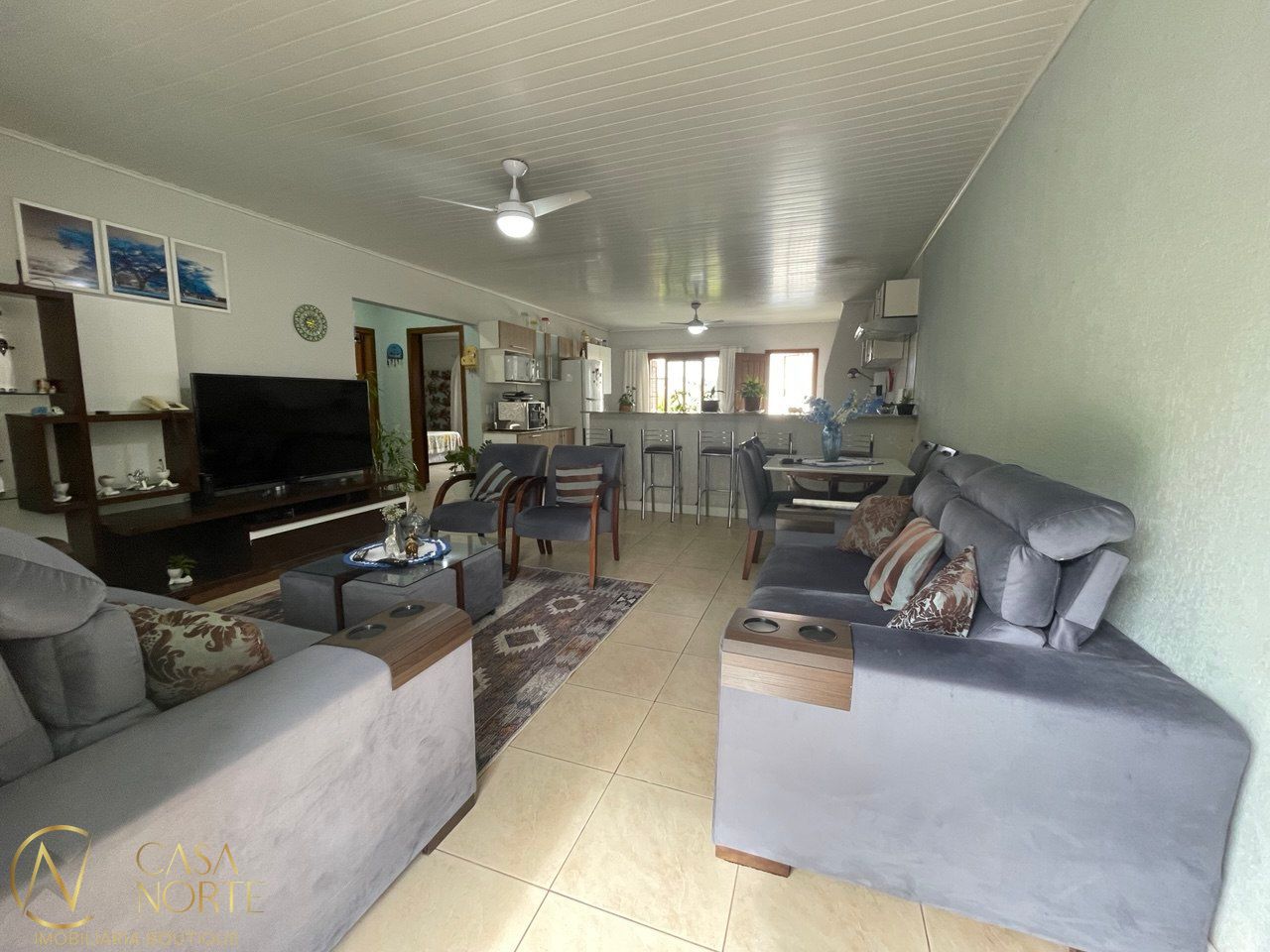 Casa à venda com 2 quartos, 139m², 4 vagas, Rua Doze de Outubro no bairro Partenon em Porto Alegre