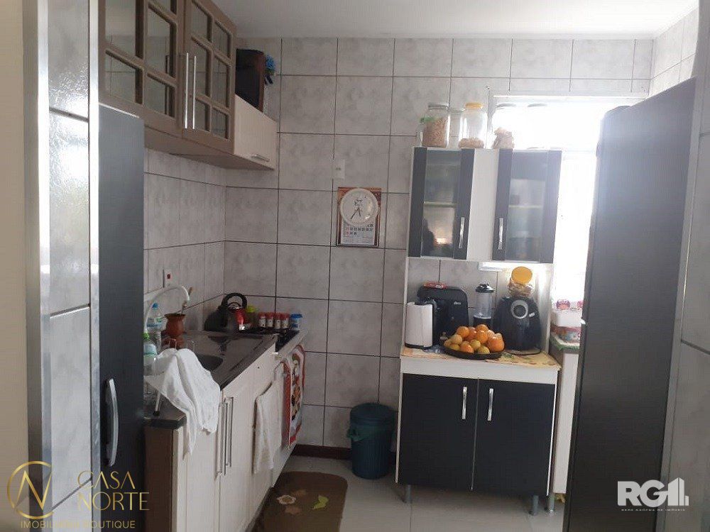 Apartamento à venda com 2 quartos, 48m², 1 vaga, Travessa Escobar no bairro Camaquã em Porto Alegre