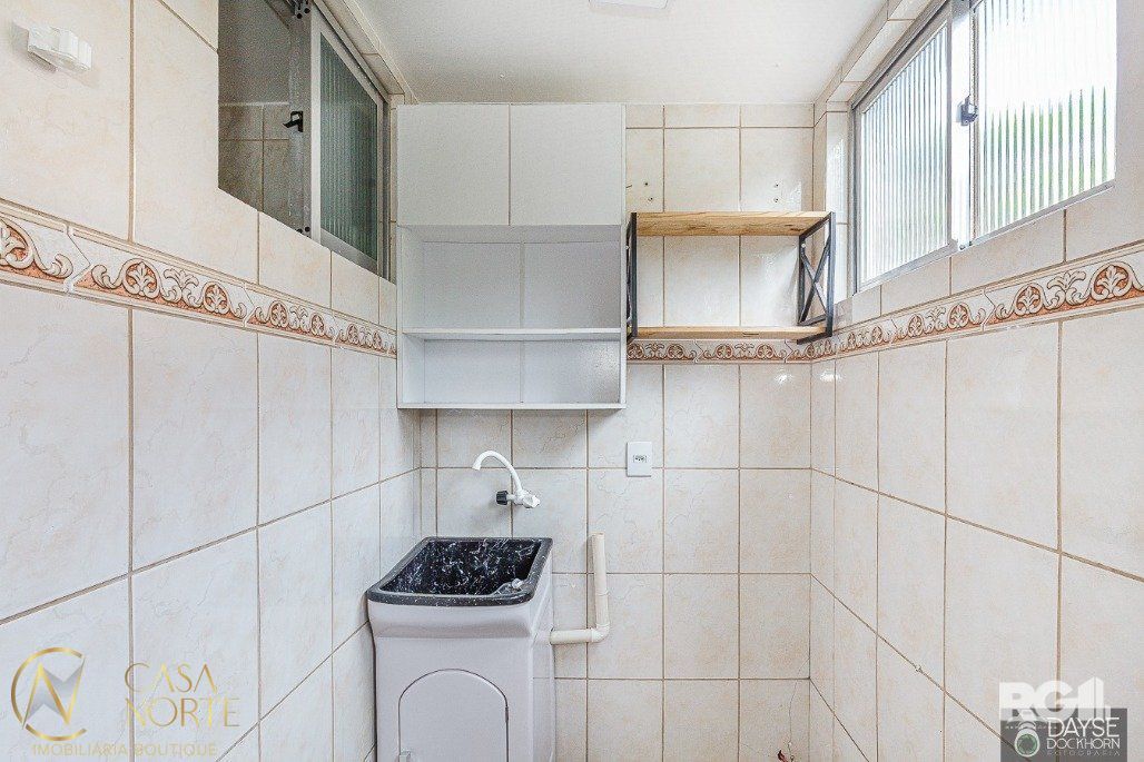 Apartamento à venda com 1 quarto, 41m², 1 vaga, Rua Aracy Froes no bairro Jardim Sabará em Porto Alegre