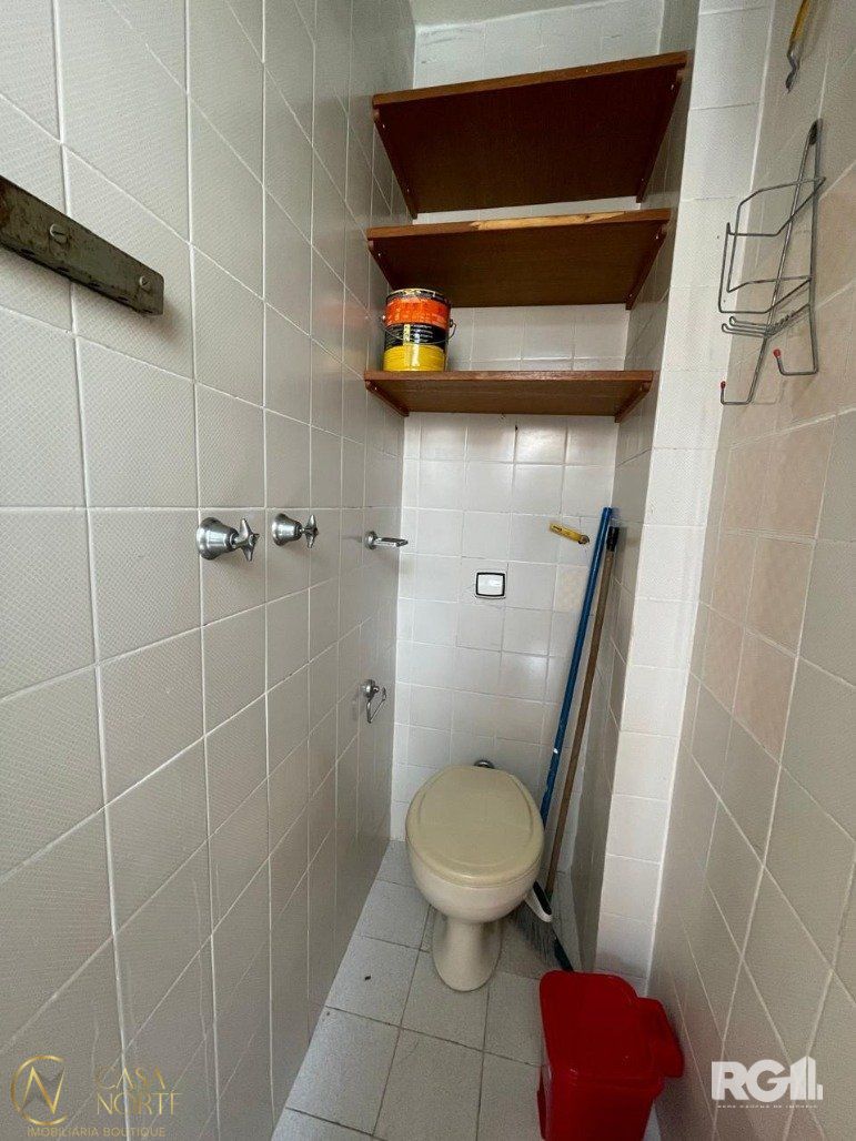 Apartamento à venda com 3 quartos, 100m², 1 vaga, Rua Jerônimo Coelho no bairro Centro Histórico em Porto Alegre