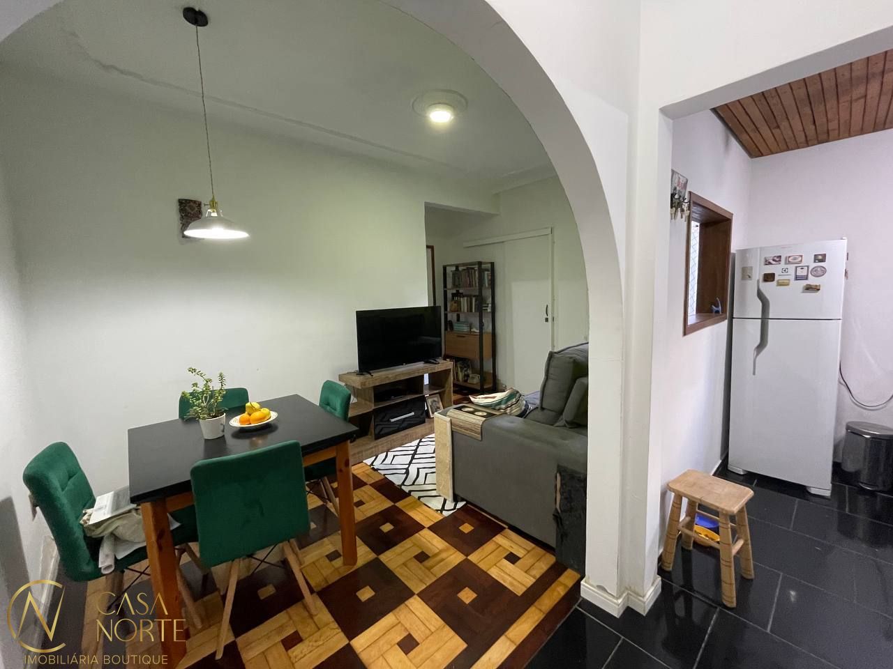 Apartamento à venda com 2 quartos, 65m², Rua Duque de Caxias no bairro Centro Histórico em Porto Alegre