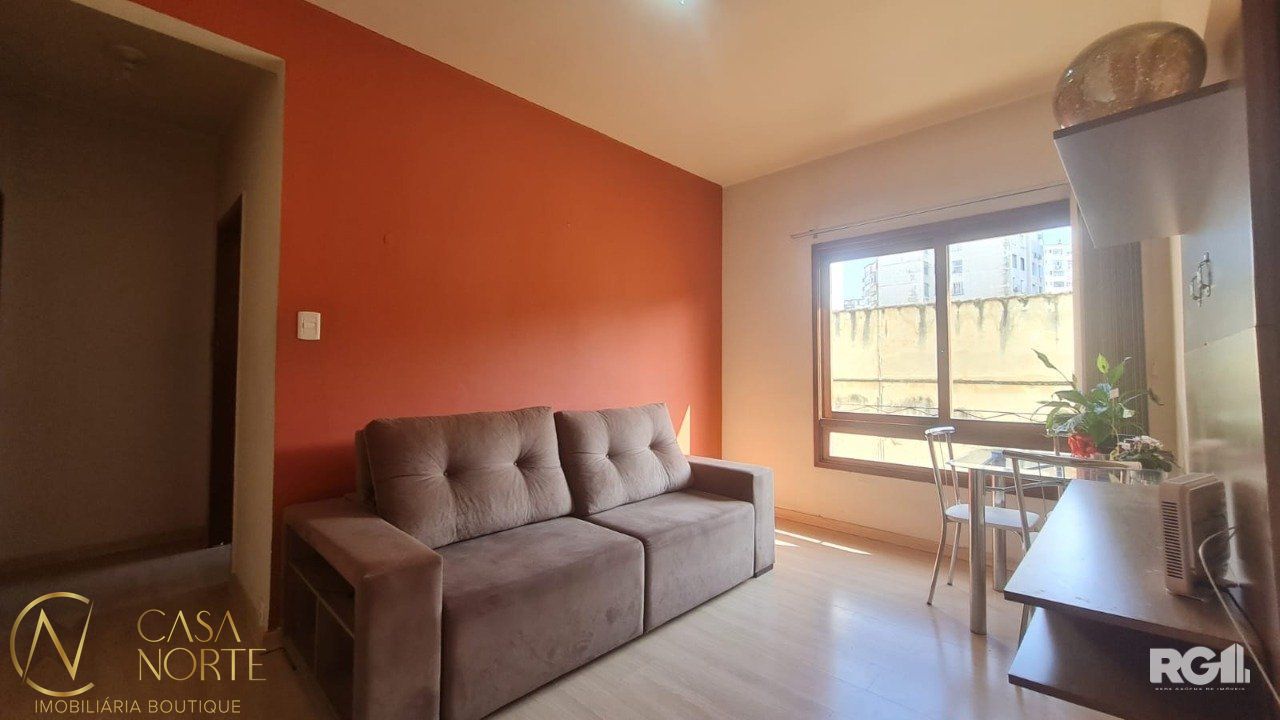 Apartamento à venda com 2 quartos, 72m², Rua José do Patrocinio no bairro Cidade Baixa em Porto Alegre