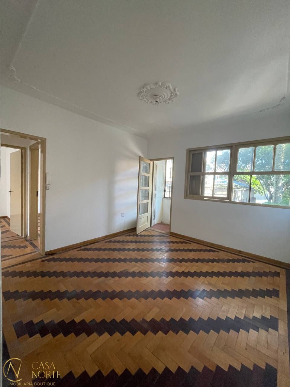 Apartamento à venda com 2 quartos, 69m², Rua Sarmento Leite no bairro Centro Histórico em Porto Alegre