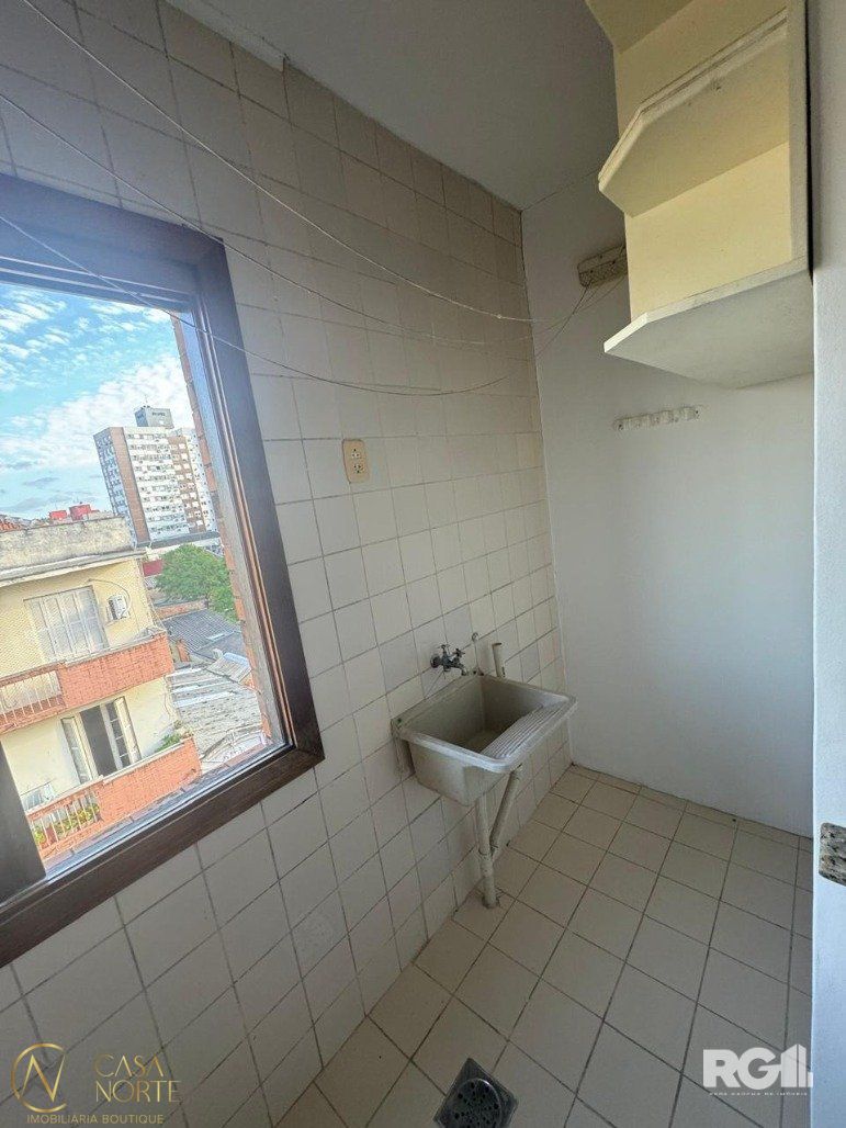 Apartamento à venda com 1 quarto, 30m², 1 vaga, Rua Lopo Gonçalves no bairro Cidade Baixa em Porto Alegre