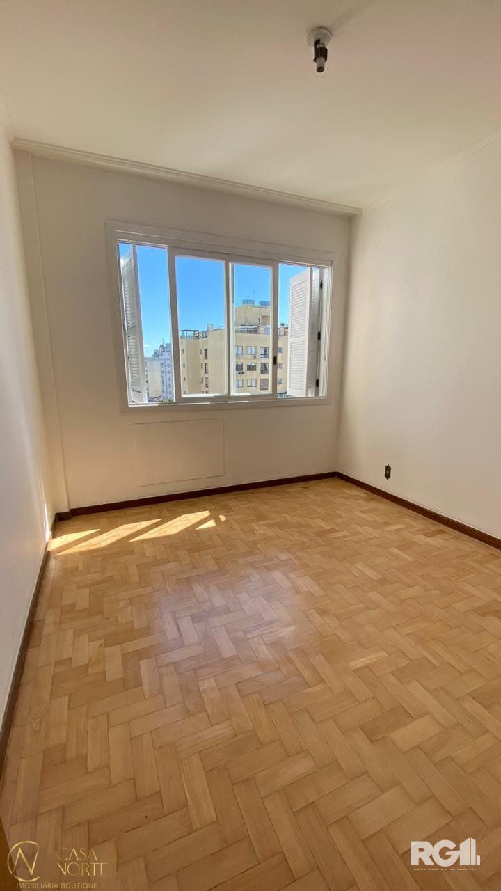 Apartamento à venda com 3 quartos, 112m², 2 vagas, Avenida João Pessoa no bairro Farroupilha em Porto Alegre