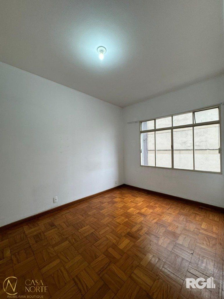 Apartamento à venda com 1 quarto, 40m², 1 suíte, Avenida Alberto Bins no bairro Centro Histórico em Porto Alegre